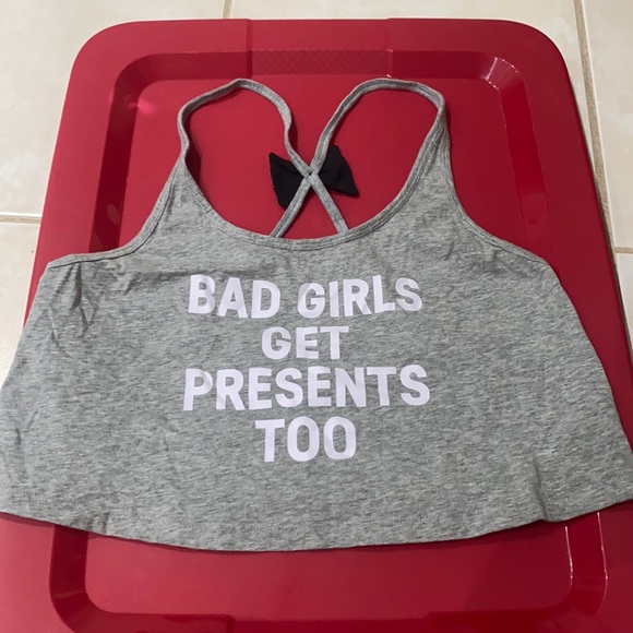 VS crop top with sequin bow - Picture 1 of 4
